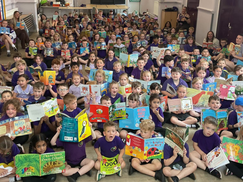 Drop Everything and Read: A Record-Breaking 20 Minutes of Reading Across REAch2